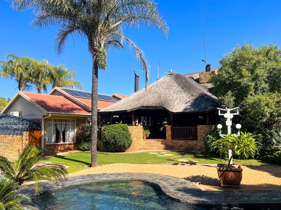 4 Bedroom Property for Sale in Doringkruin North West